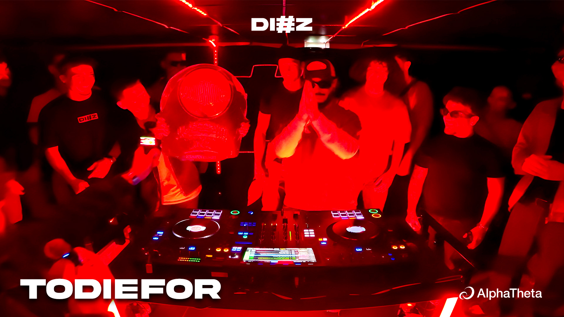 TODIEFOR @ LE SOUS-SOL